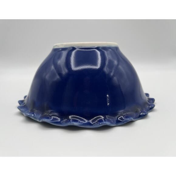 Edgecomb Potters Maine Crystalline Blue Fluted Edge Studio Pottery 7.5” Bowl - Picture 8 of 10